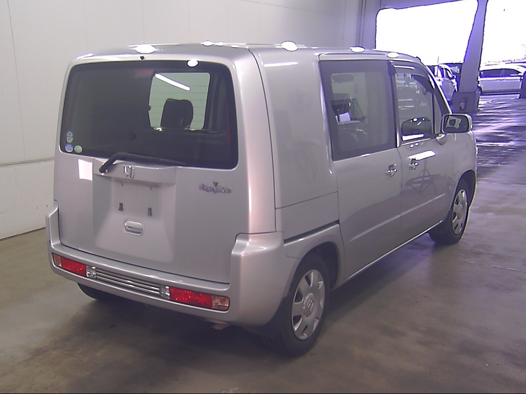 HONDA MOBILIO SPIKE