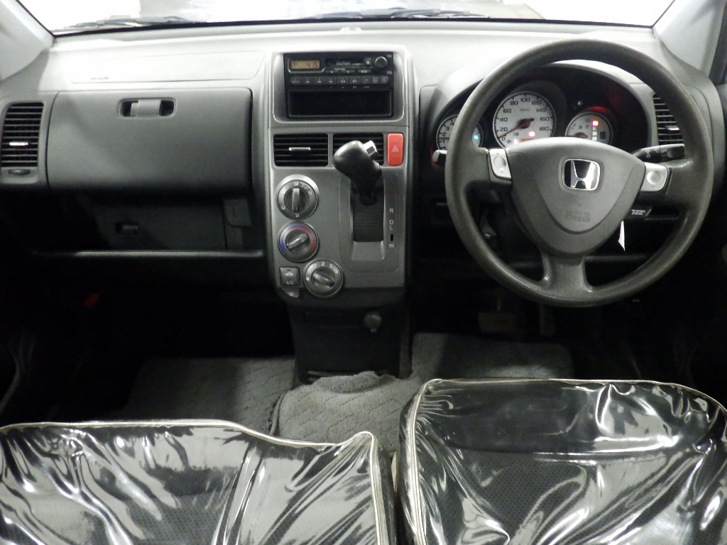HONDA MOBILIO SPIKE