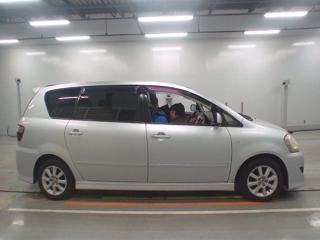 TOYOTA IPSUM
