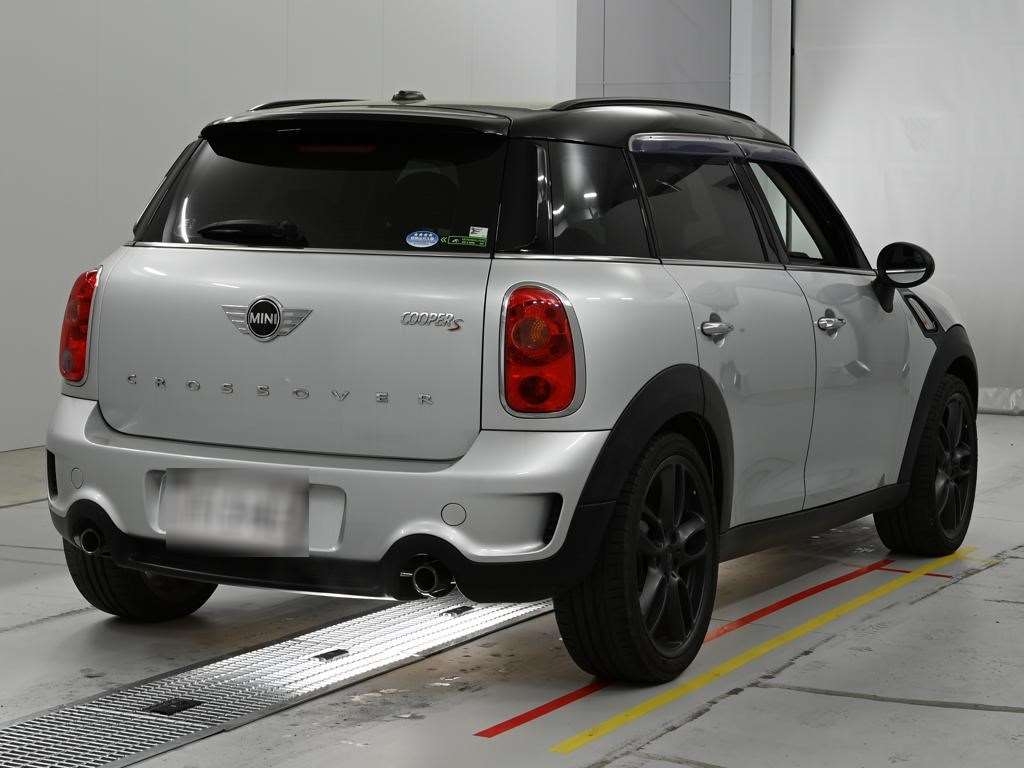 MINI CROSSOVER