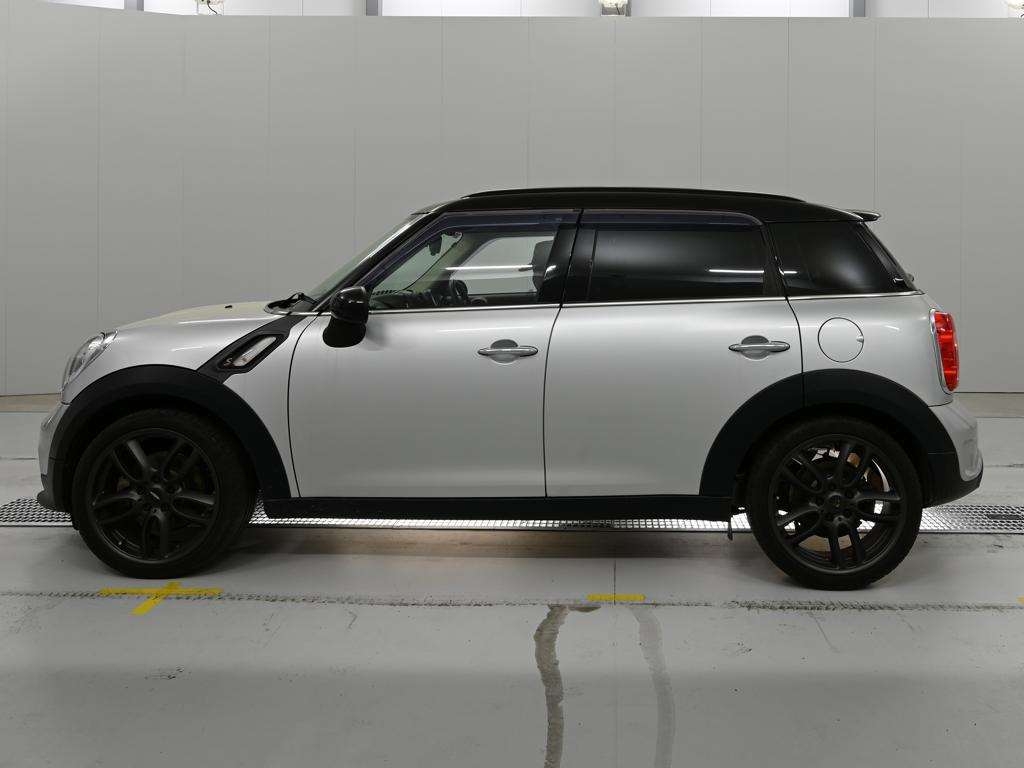 MINI CROSSOVER