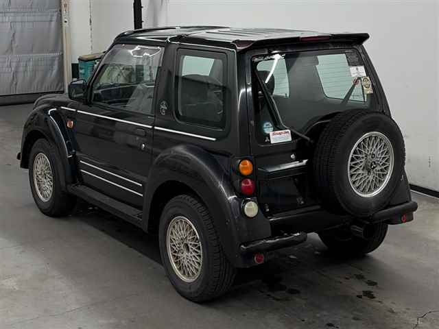MITSUBISHI PAJERO JUNIOR