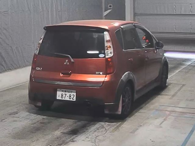 MITSUBISHI COLT