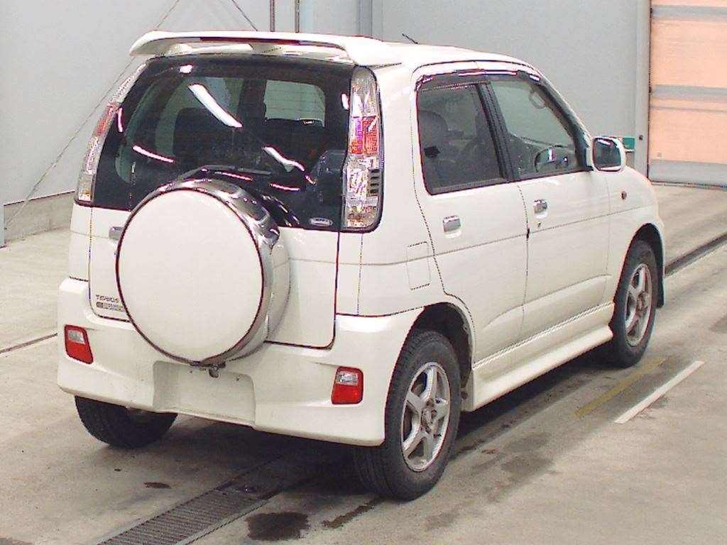 DAIHATSU TERIOS KID