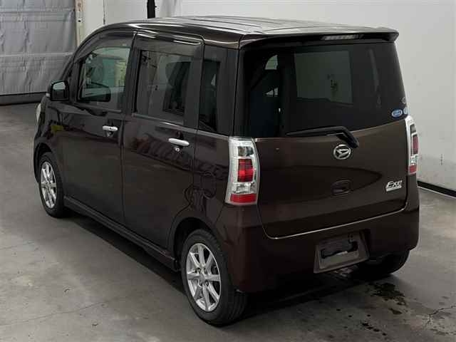 DAIHATSU TANTO EXE