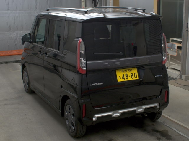 MITSUBISHI DELICA MINI