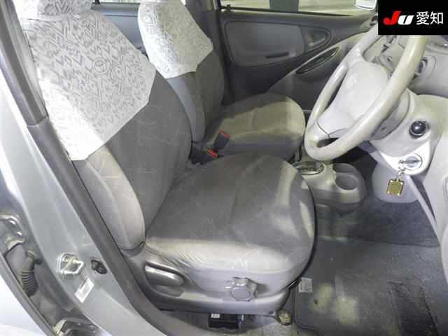 TOYOTA PLATZ