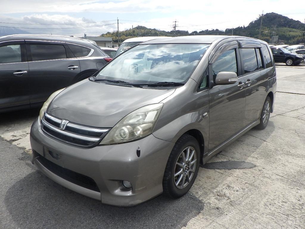 TOYOTA ISIS