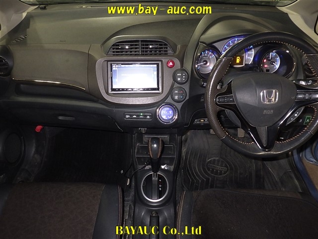 HONDA FIT SHUTTLE