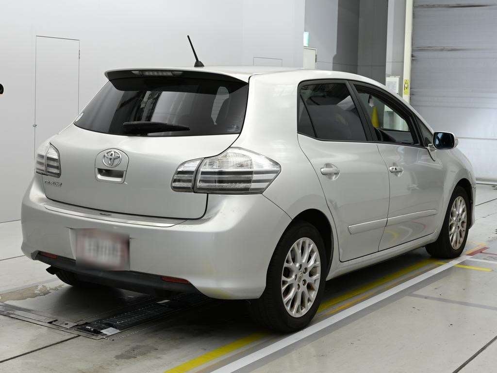 TOYOTA BLADE