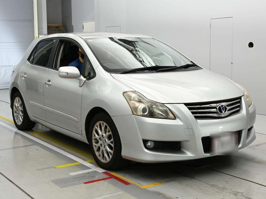 TOYOTA BLADE