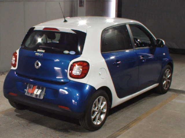 SMART FORFOUR