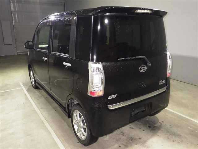 DAIHATSU TANTO EXE