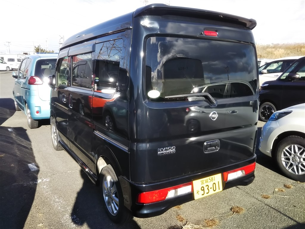 NISSAN NV100 CLIPPER
