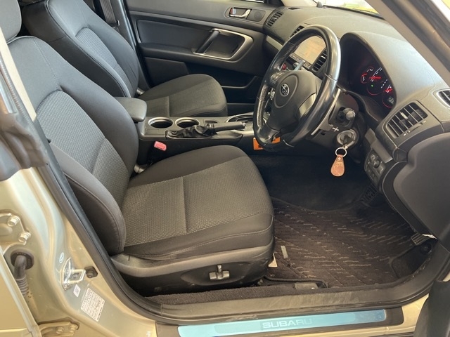 SUBARU OUTBACK