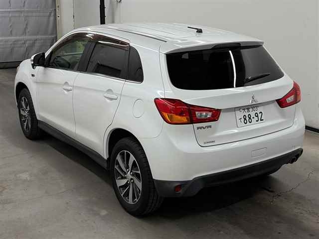 MITSUBISHI RVR