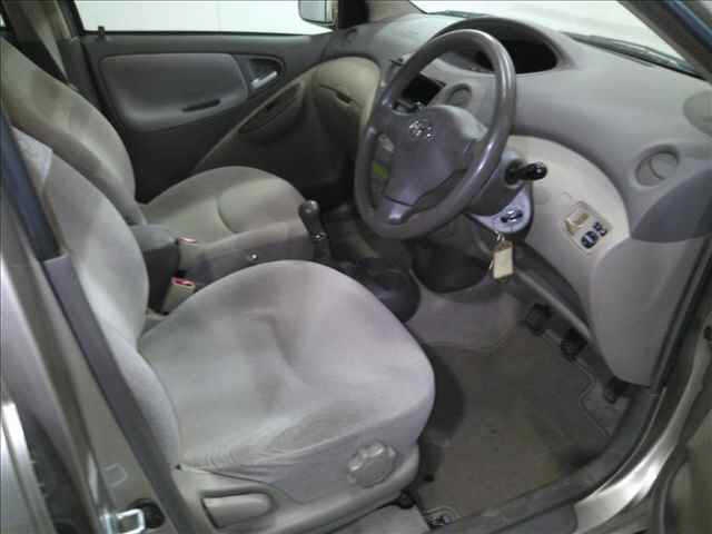 TOYOTA PLATZ
