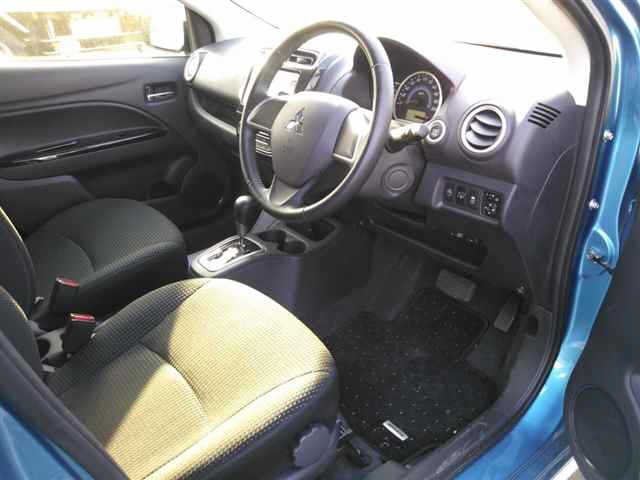 MITSUBISHI MIRAGE