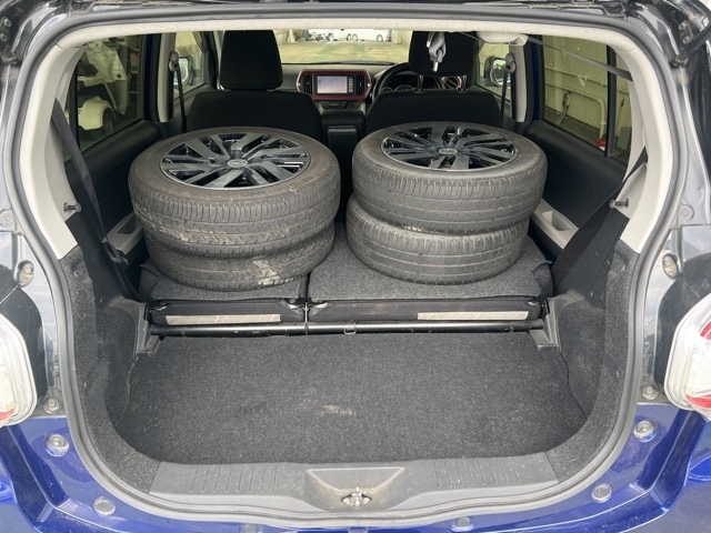 DAIHATSU BOON