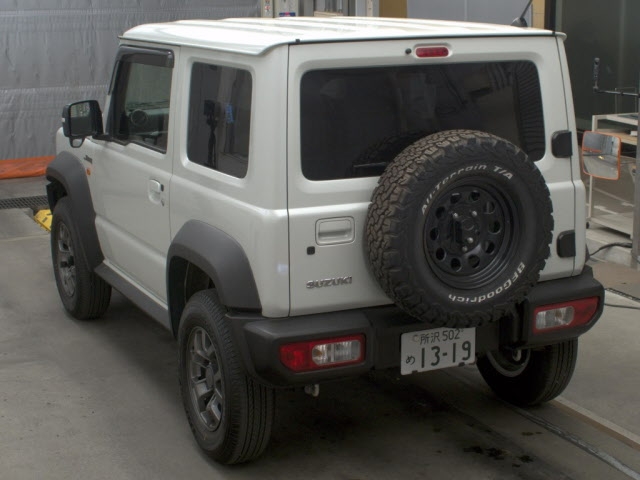 SUZUKI JIMNY SIERRA