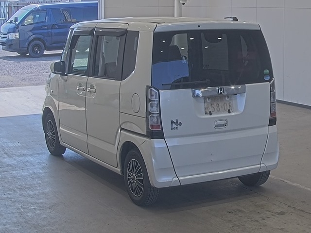 HONDA N-BOX+