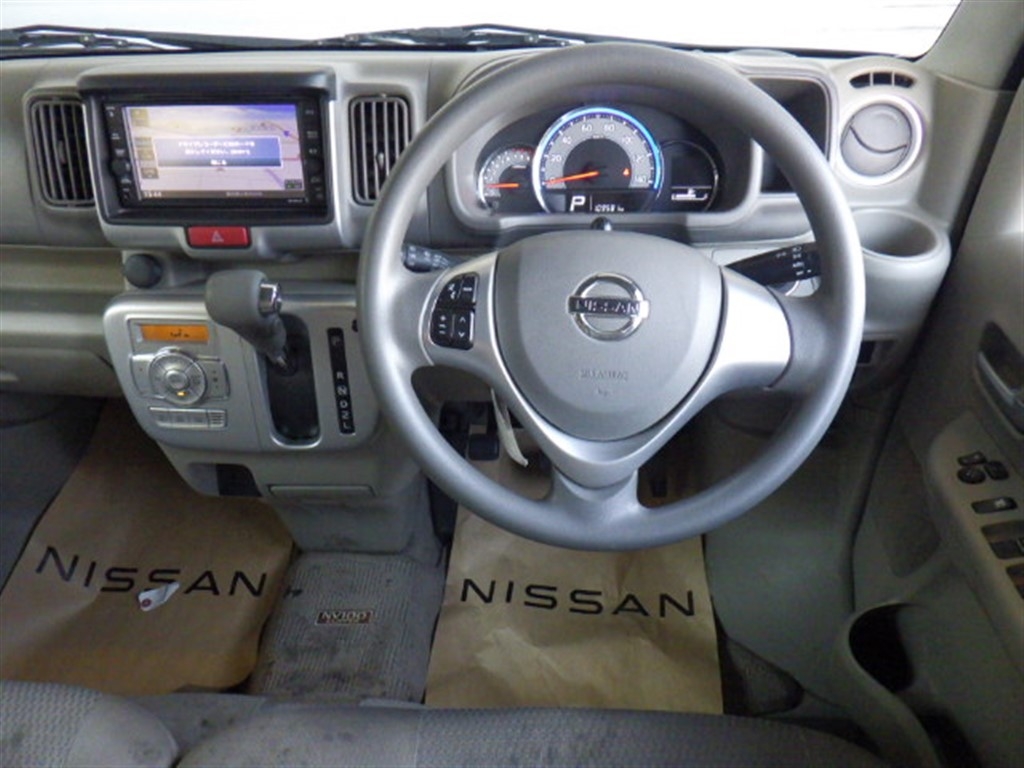NISSAN NV100 CLIPPER
