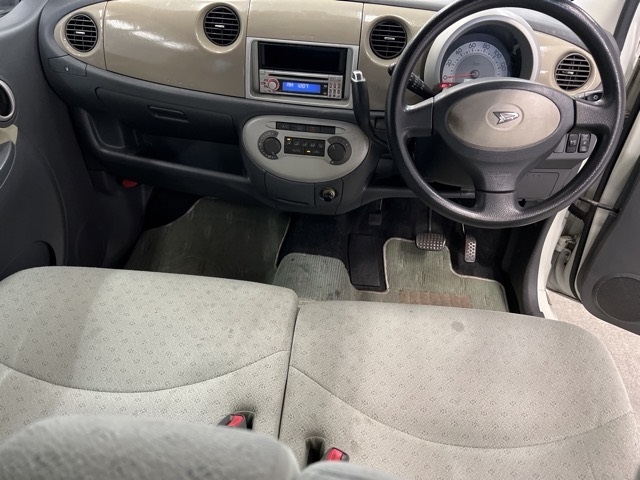 DAIHATSU MOVE LATTE