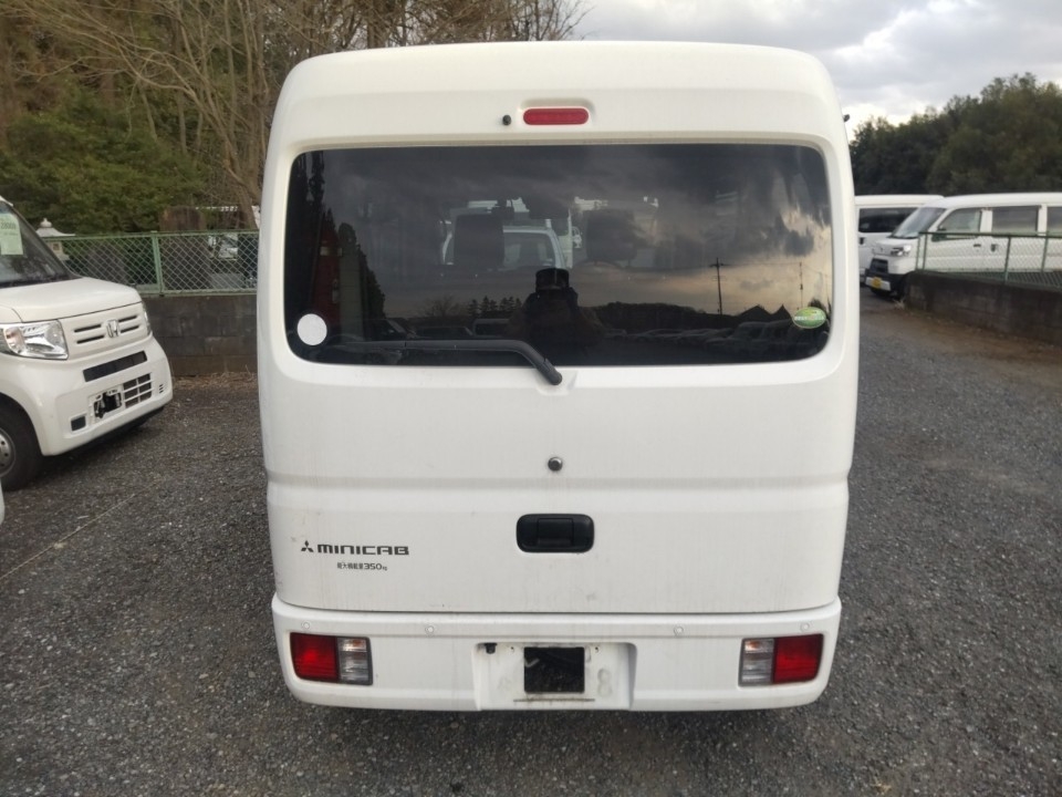 MITSUBISHI MINICAB