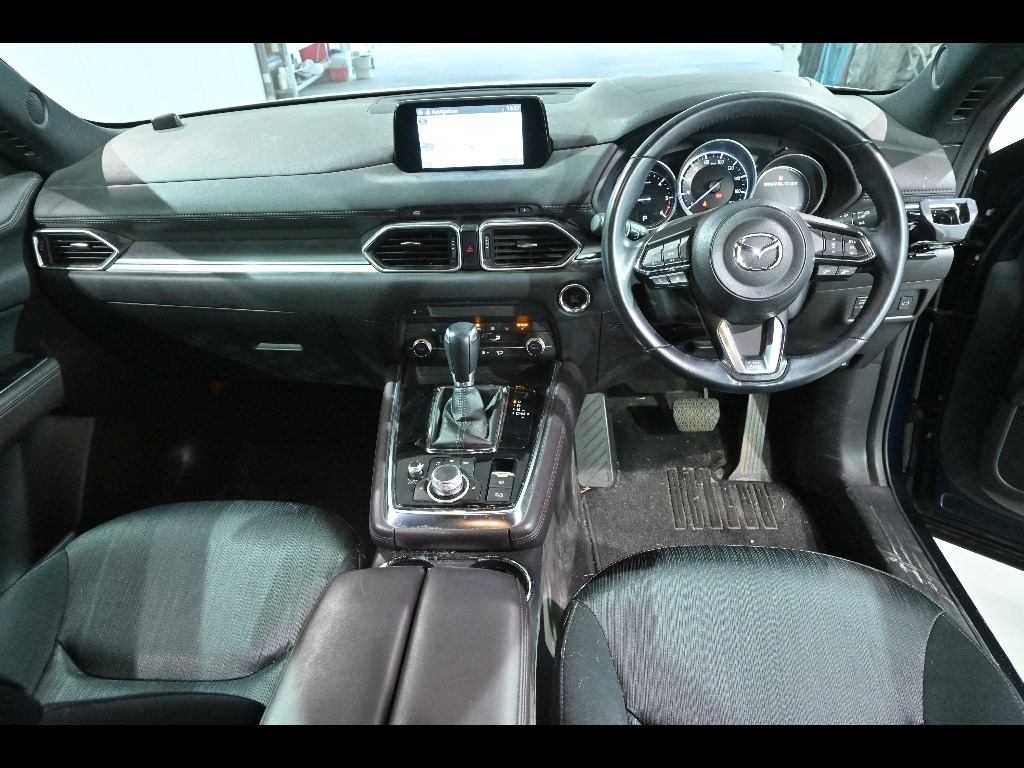 MAZDA CX-8
