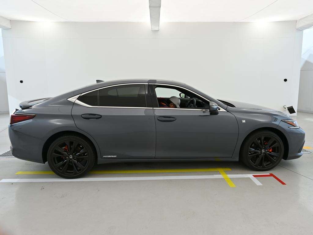 LEXUS ES300H