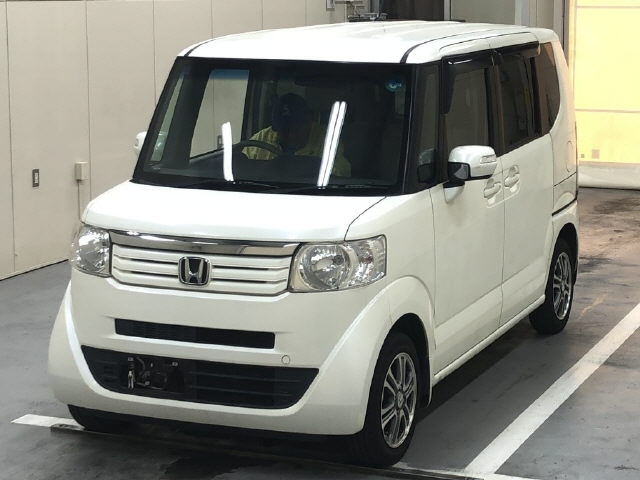 HONDA N-BOX+
