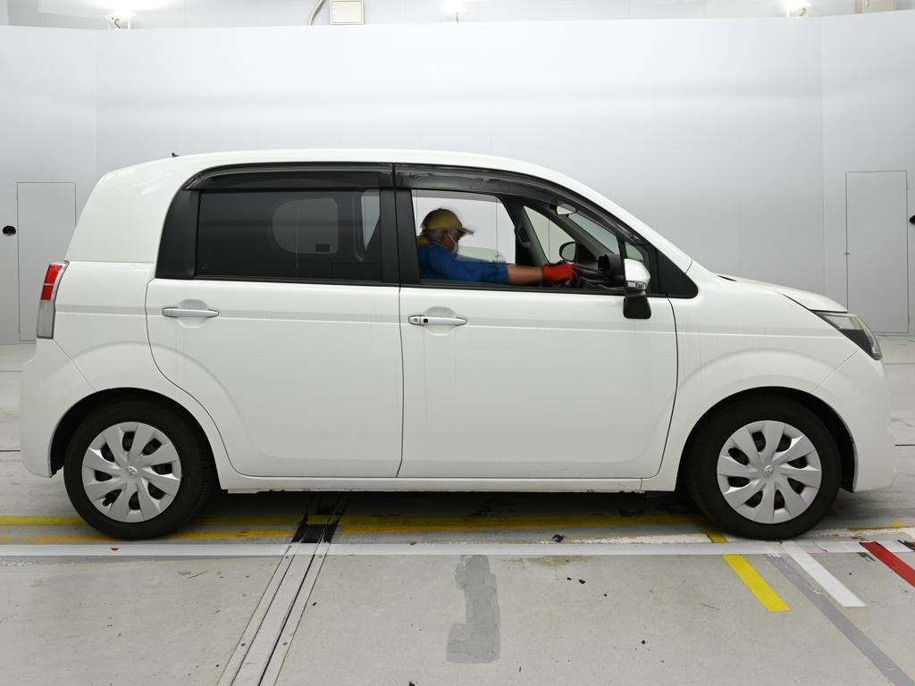 TOYOTA SPADE