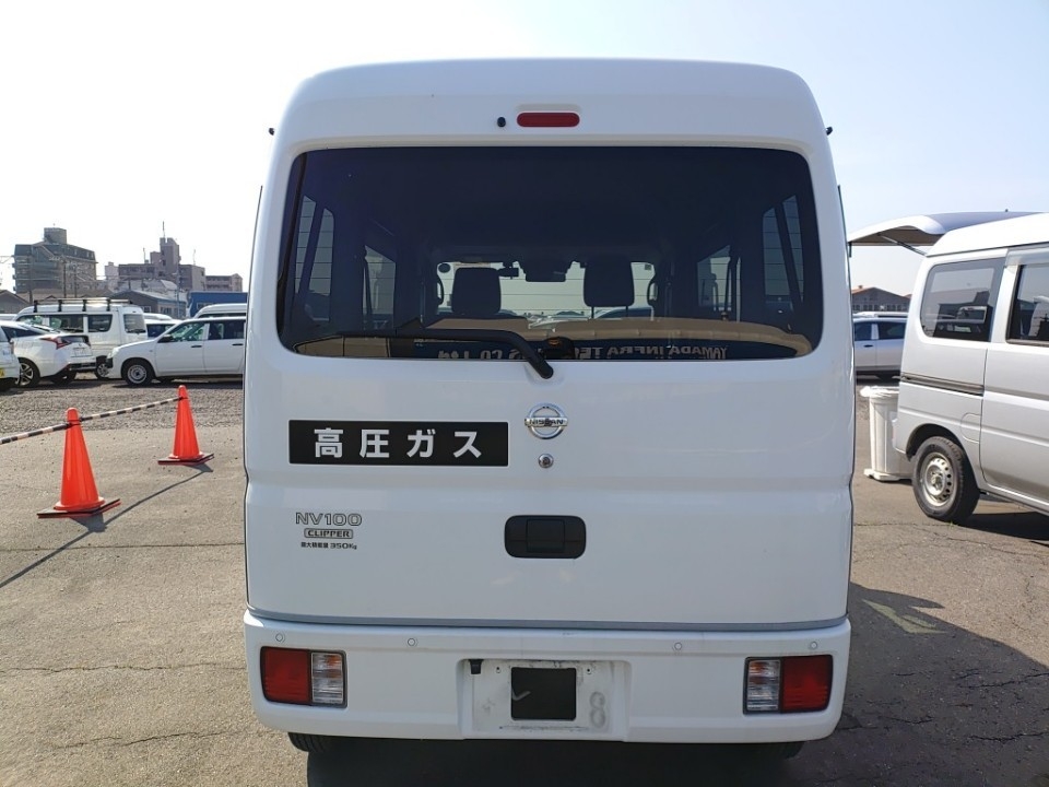 NISSAN NV100 CLIPPER