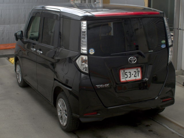 TOYOTA TANK