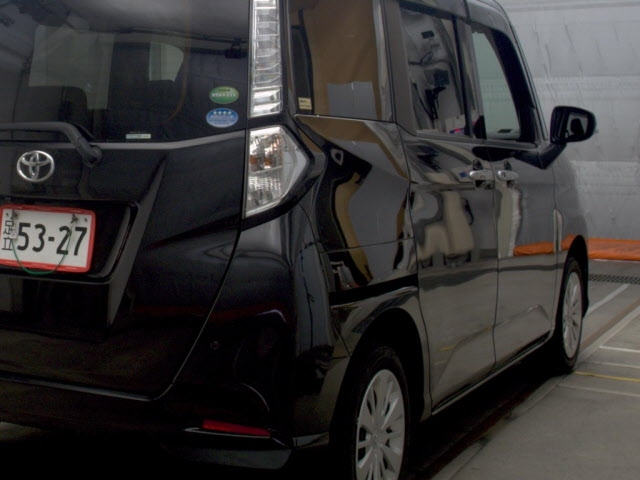 TOYOTA TANK