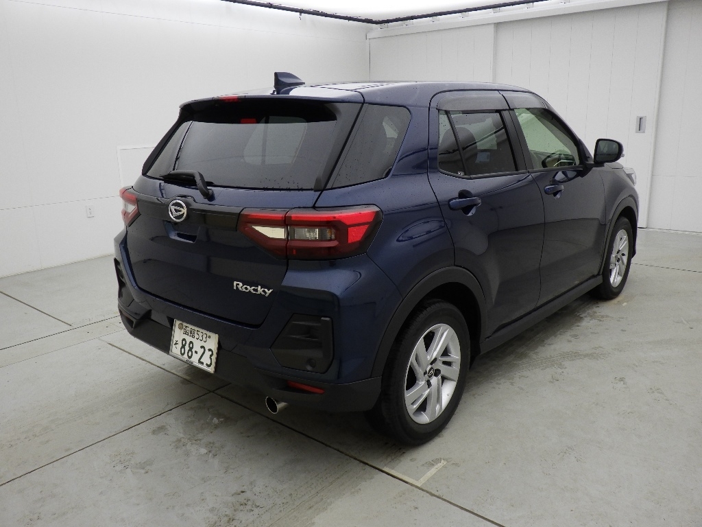 DAIHATSU ROCKY
