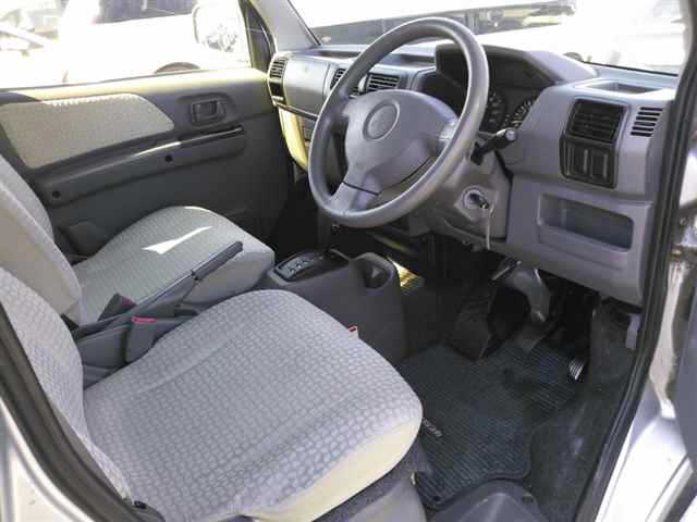 MITSUBISHI TOWN BOX