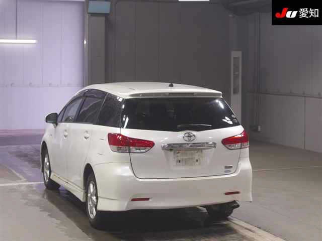 TOYOTA WISH