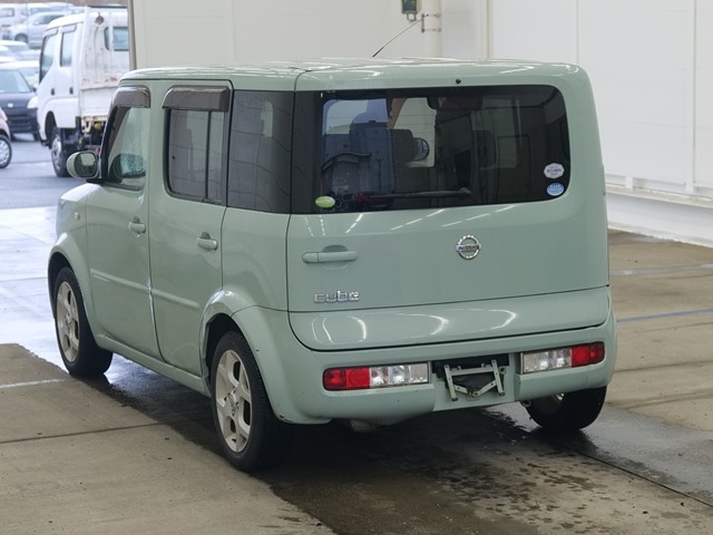 NISSAN CUBE