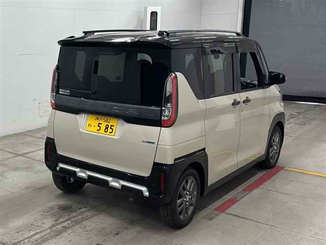MITSUBISHI DELICA MINI