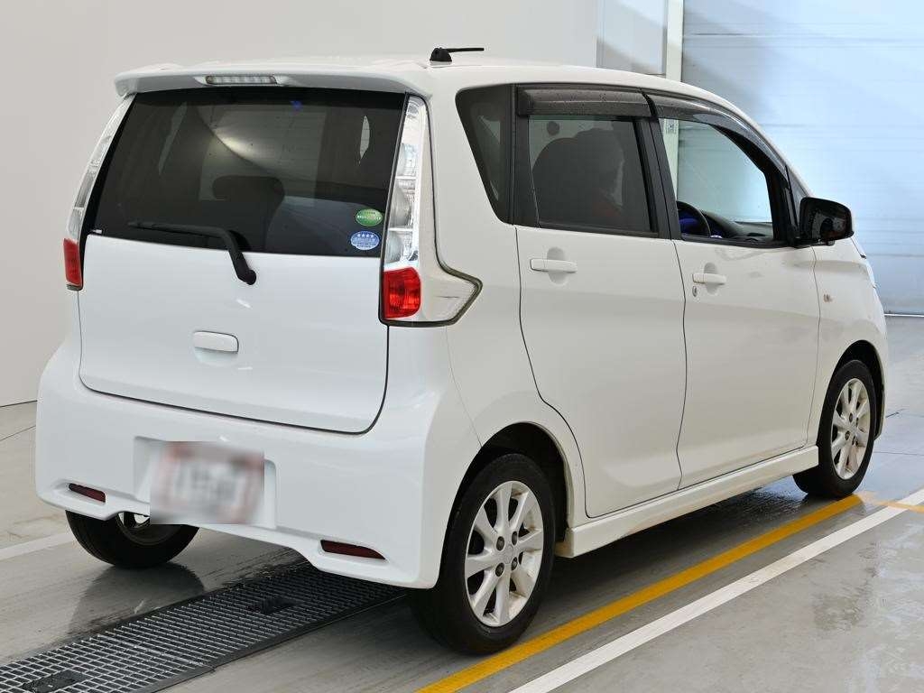 MITSUBISHI EK CUSTOM