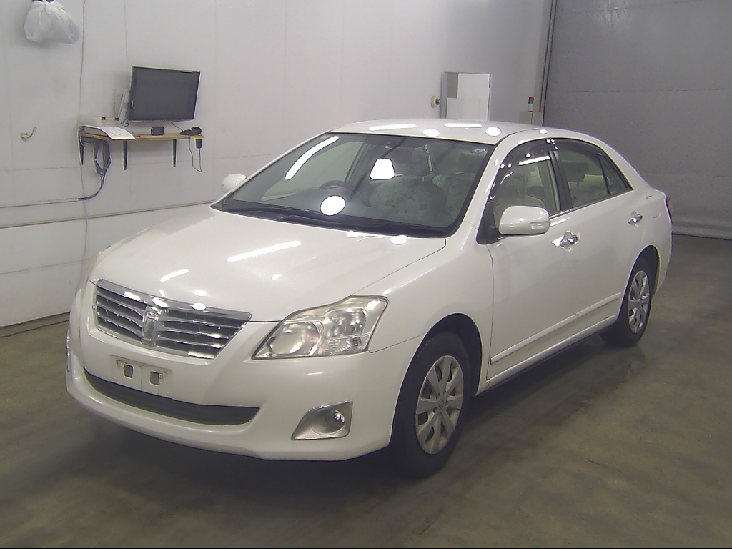 TOYOTA PREMIO