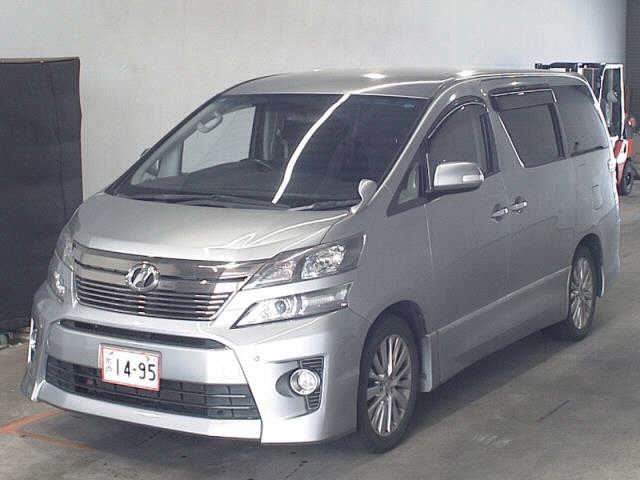 TOYOTA VELLFIRE