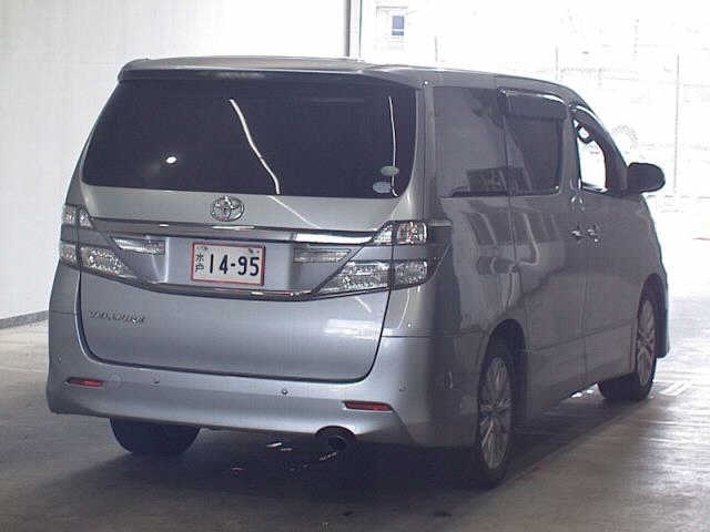 TOYOTA VELLFIRE