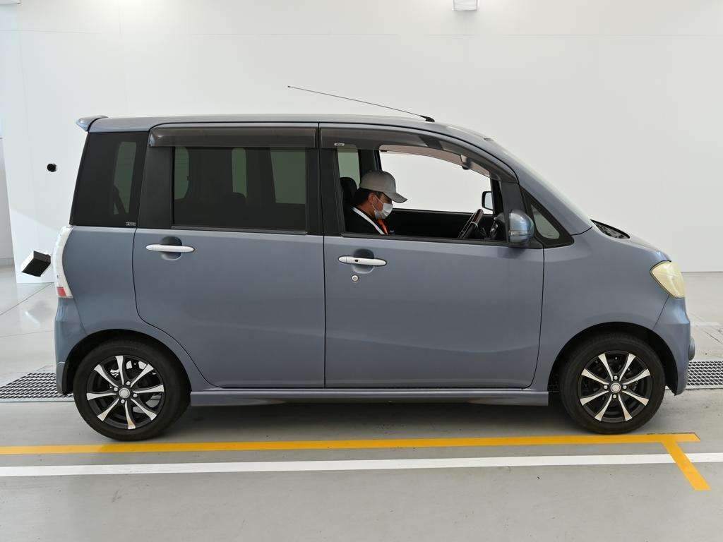 DAIHATSU TANTO EXE