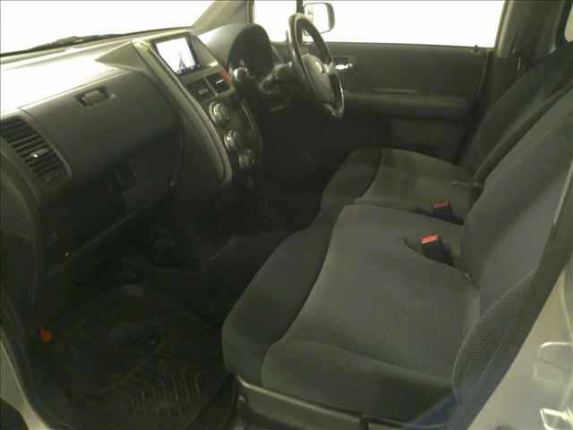 HONDA MOBILIO SPIKE