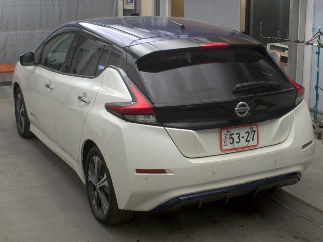 NISSAN LEAF