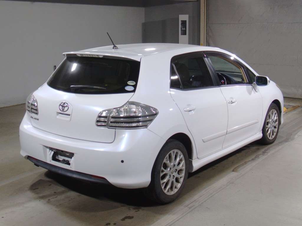 TOYOTA BLADE