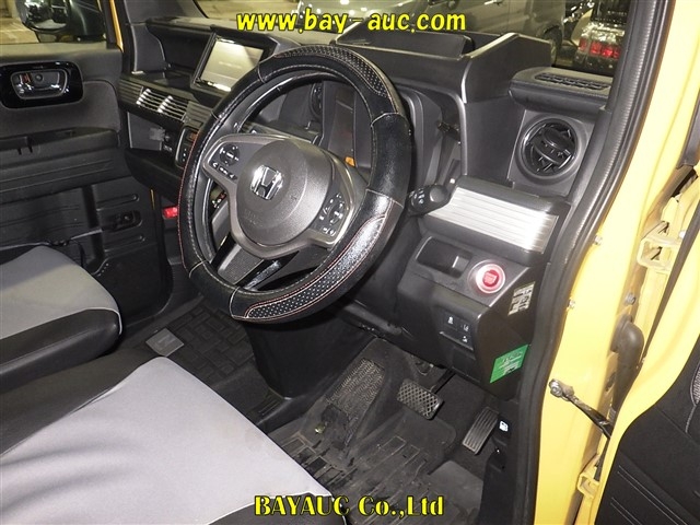 HONDA N-VAN