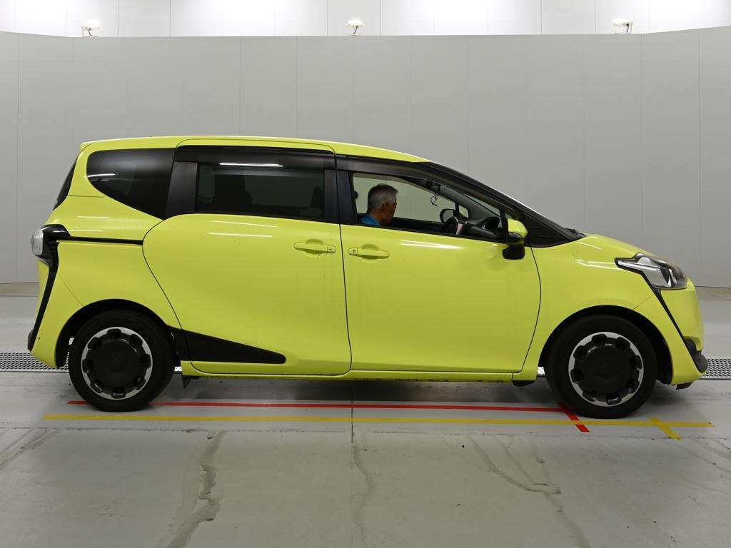 MAZDA VERISA